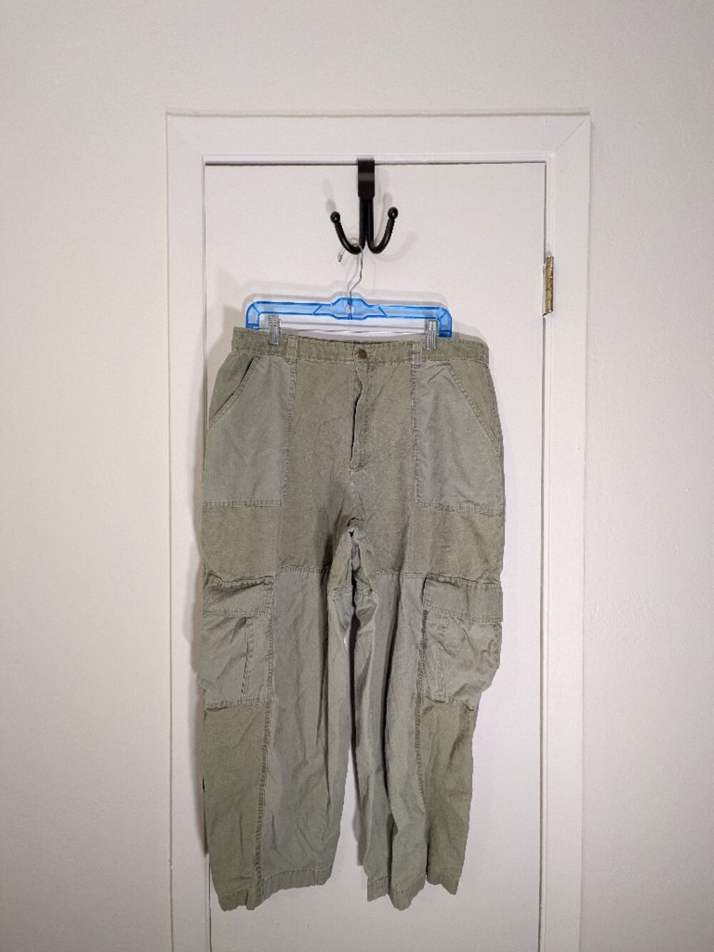 Skater Barrel Wide Leg Cargo Pants